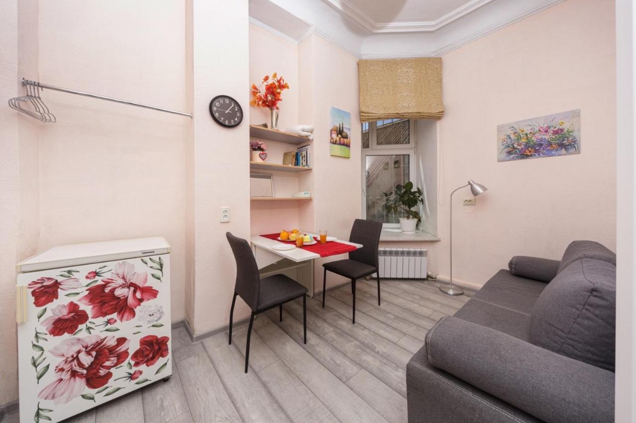 Comfortable Apartment In The Very Center Of Одеса Екстер'єр фото