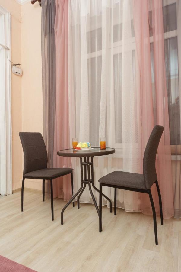 Comfortable Apartment In The Very Center Of Одеса Екстер'єр фото